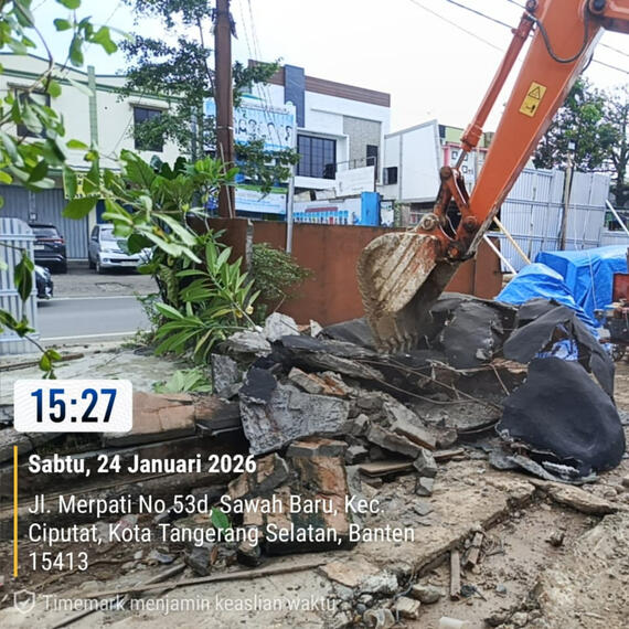 Dokumentasi Cut &amp; Fill Lapangan Padel Bintaro