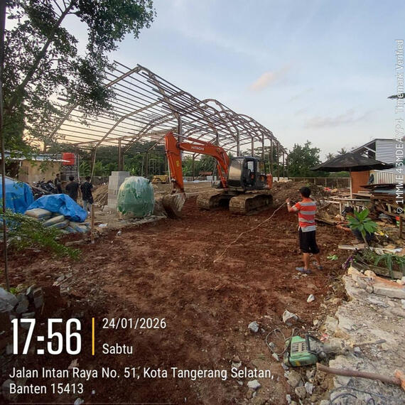 Dokumentasi Cut &amp; Fill Lapangan Padel Bintaro