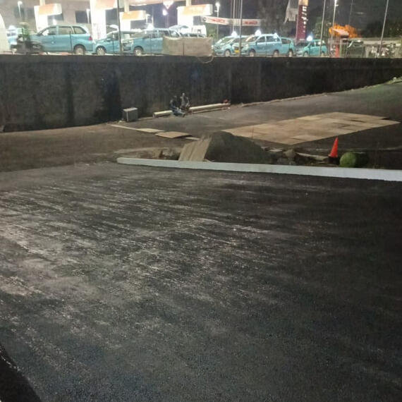 Dokumentasi Pengaspalan Showroom BYD Harmony Ciputat