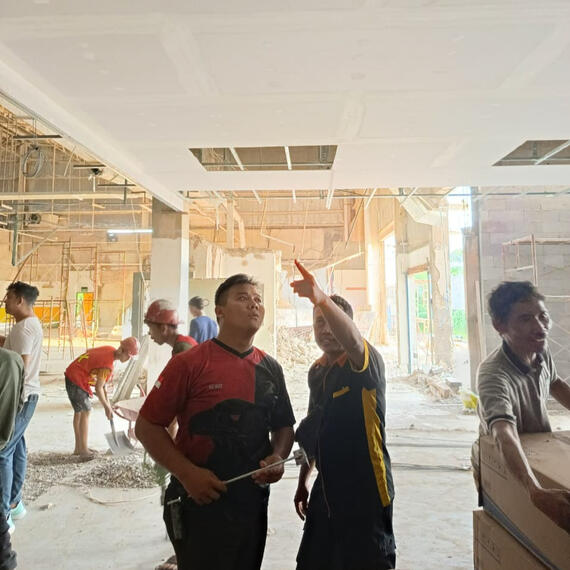 Dokumentasi Renovasi Gedung Showroom BYD Harmony Ciputat