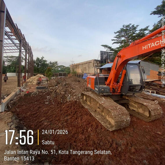 Dokumentasi Cut &amp; Fill Lapangan Padel Bintaro