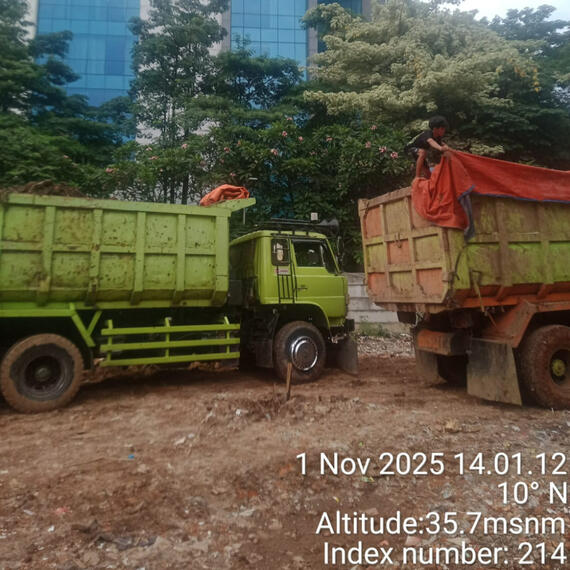 Dokumentasi Cut &amp; Fill Lapangan Padel Grogol